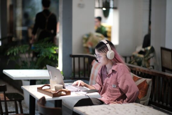 Bored of WFH? Here’s How to Switch up Your Work Day at WCC