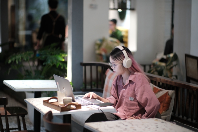 Bored of WFH? Here’s How to Switch up Your Work Day at WCC